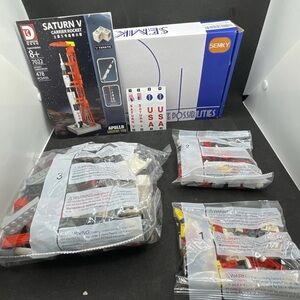 Dk Saturn V Carrier Rocket 478 Pcs Blocks Set Model Number 7022